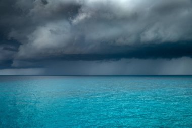 Caribbean tropikal fırtınası 
