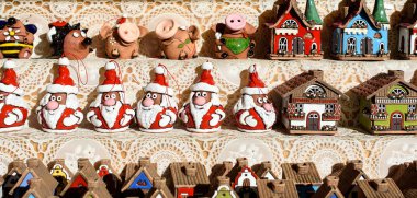 renkli seramik dekorasyon