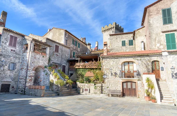 Capalbio, Grosseto eyaletinde, Toskana, İtalya tarihi merkezi