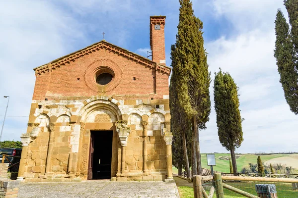 Church of San Pietro in San Giovanni d'Asso, tuscany, italy — Stock Photo, Image