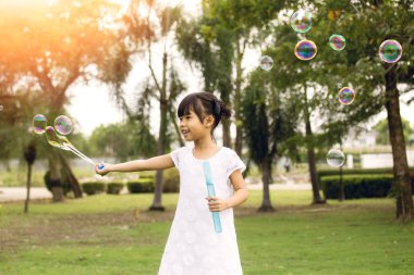 siyah taktik balistik kalkan izole flaş ışığı ile 