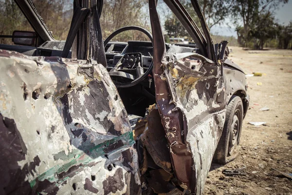 yasa uygulama eğitim kursu patlamada wrecked arabadan 