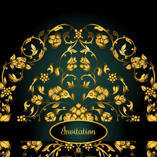 Floral ingerichte uitnodigingskaart met antiek, luxe gouden vintage sieraad op groene achtergrond met kleurovergang, Victoriaanse banner, damast barokstijl boekje, mode patroon, sjabloon voor ontwerp — Stockvector