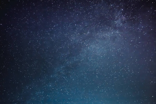 Звезды на черном небе, созвездия, астрономические наблюдения
