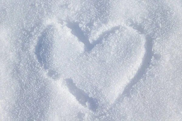Herz Auf Schnee Gemalt Symbol Für Liebe Und Valentinstag — Stockfoto