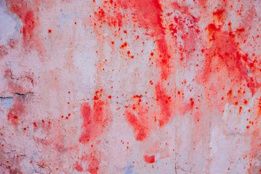 Duvardaki eski kabuk soyma boyası. Yakın plan.