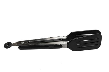 Mutfak maşalarını beyaz bir arkaplanda izole et