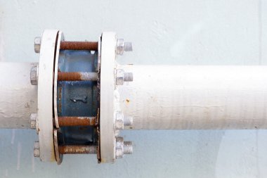 boru hattı bağlantı paslı stud ve cıvata ile ortak tarafından