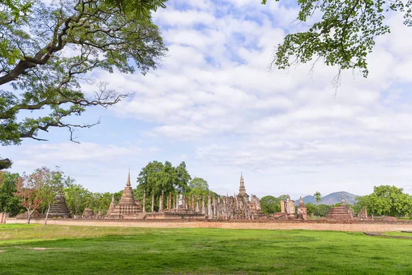 Sukhothai światowego dziedzictwa, starożytnej świątyni w Sukhothai — Zdjęcie stockowe