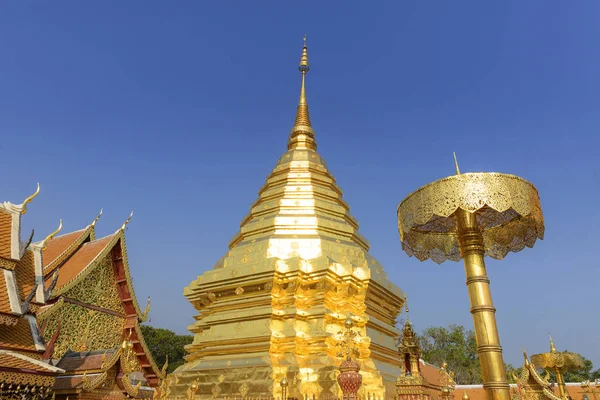 Phra det doi suthep templet, — Stockfoto