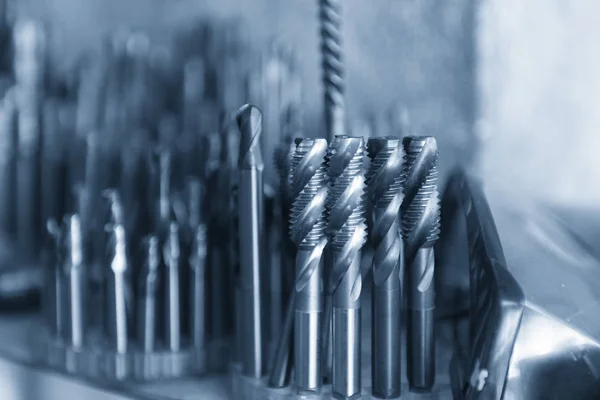 A ferramenta de rosqueamento para fresagem CNC — Fotografia de Stock