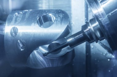 5 eksenli Cnc freze makinesi  