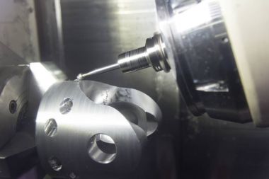 5 eksenli Cnc freze makinesi