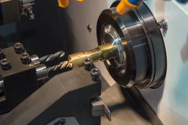 CNC Torna makinesi veya dönüm makine 