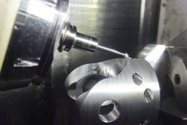 5 eksenli Cnc freze makinesi  