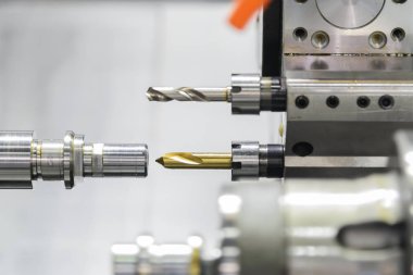 CNC Torna makinesi veya dönüm makine