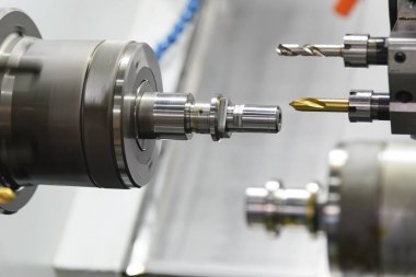 CNC Torna makinesi veya dönüm makine 