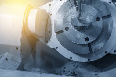 5 eksenli Cnc kalıp parçası kesme makinesi.