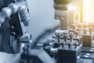 Metal parça kesme Cnc Torna Makinesi (Torna Makinesi). 