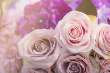 Kumaş el pembe Gül yapımı .