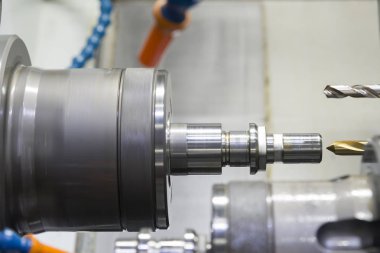 Cnc Torna Makinası çelik mili .
