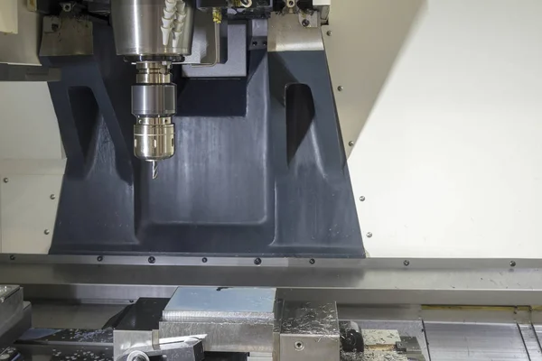 La fresadora CNC — Foto de Stock