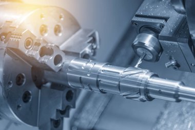 Şaft yuvası kesim Cnc Torna Makinesi 