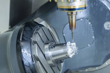 Tablo türü 5 eksen Cnc freze tezgahı eğimli 