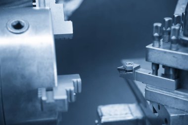 Torna makinesi veya dönüm makine 