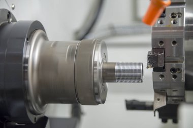 İplik kesme Cnc Torna Makinesi 