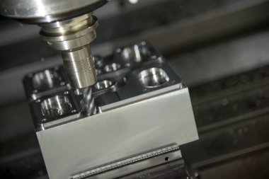 Cnc freze makinesi kullanmak sağlam düz frezeler