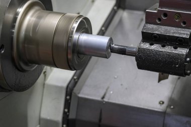 Cnc torna makinesi sıkıcı kesim .
