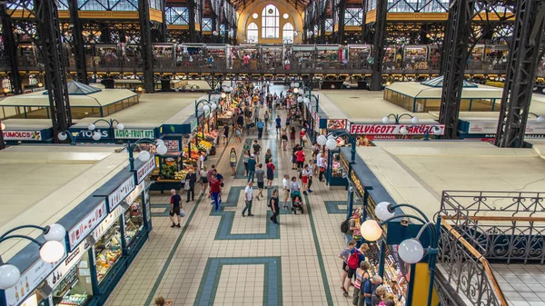 Vasarcharnok markt in budapest — Stockfoto