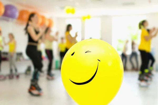 Yellow air balloon smiling — Stock Photo, Image