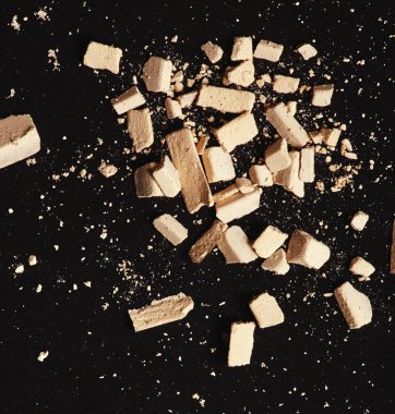 Düz yatıyordu. Üstten Görünüm. Güzellik ve kozmetik kavramı