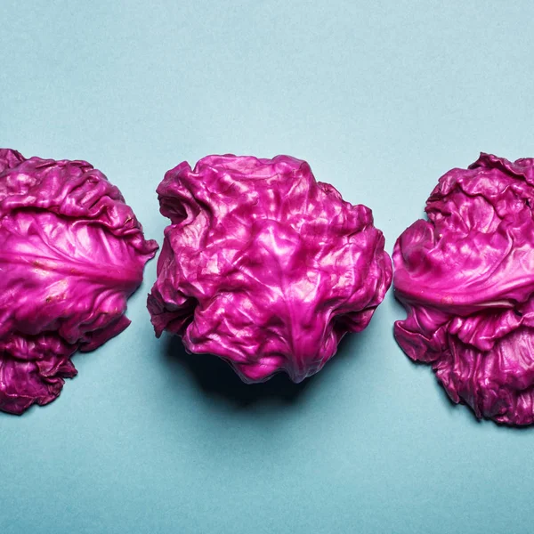 Flat lay. Top view. Minimalism. Healthy food. Red cabbage — Stock Photo, Image