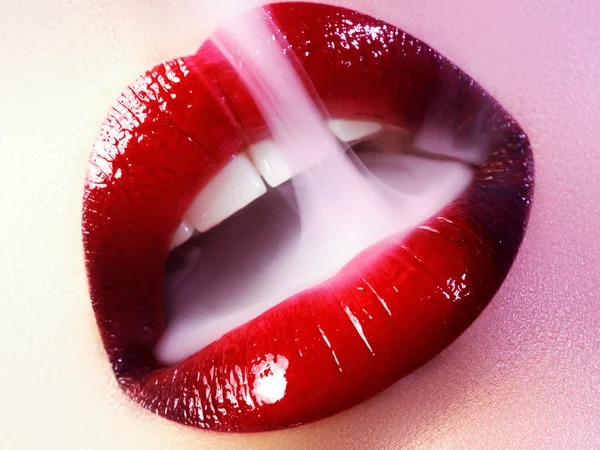 Maquillaje de arte de labios primer plano — Foto de Stock