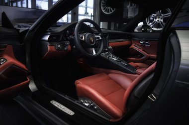 Porsche carrera 4 gts