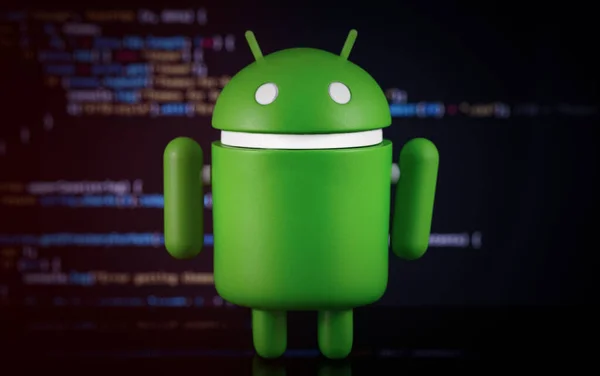 数字模糊背景下的谷歌Android数据 谷歌Android是智能手机 平板电脑 电子书 游戏主机和其他设备的操作系统 俄罗斯莫斯科 2019年3月18日 — 图库照片