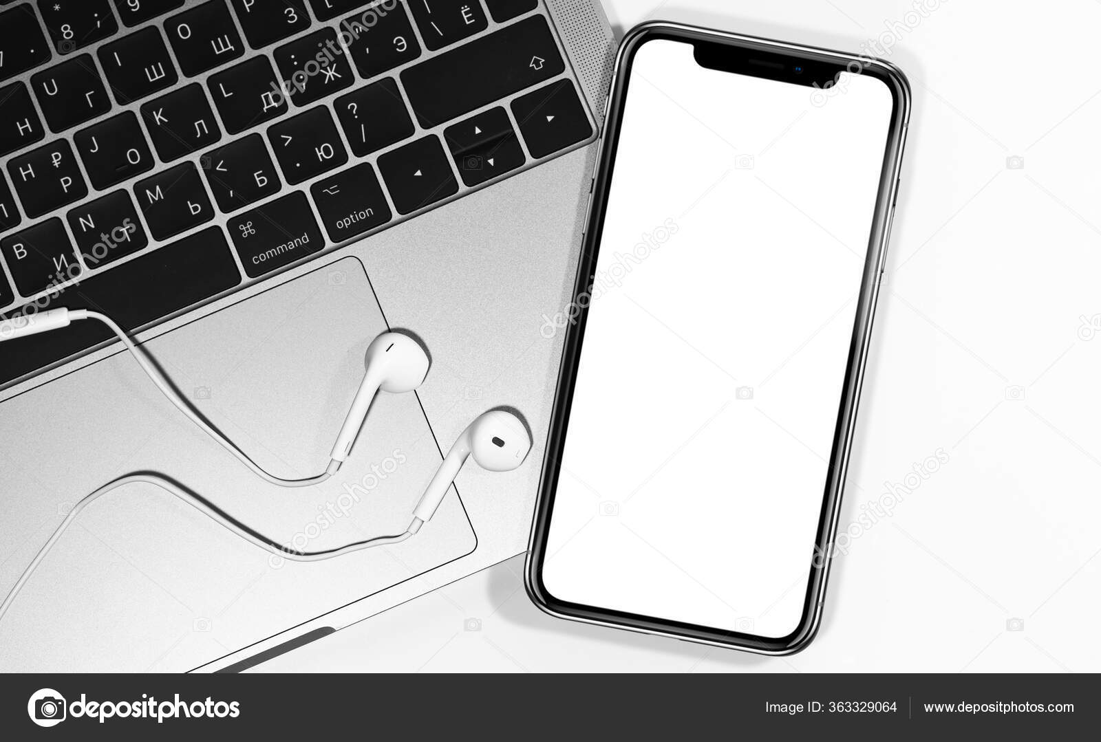 apple earpods to laptop
