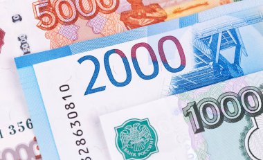 bir, iki, beş bin ruble banknotlar, Rus parası yakın plan