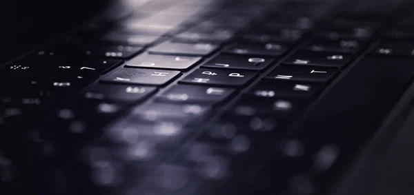 Keyboard Modern Notebook Laptop Dark Closeup — Stock Photo, Image