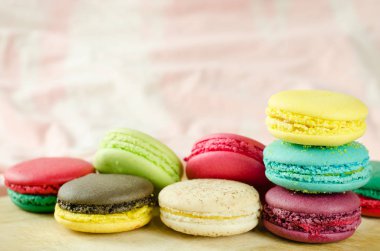 Macaron sabahları çok renkli