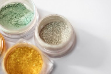 Altın glitter, parlak kaptırdın. Parlak parlak tırnak tasarım