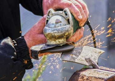 taşlama için endüstriyel aletler bileme değirmeni yakın çekim, makine