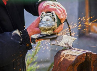 taşlama için endüstriyel aletler bileme değirmeni yakın çekim, makine