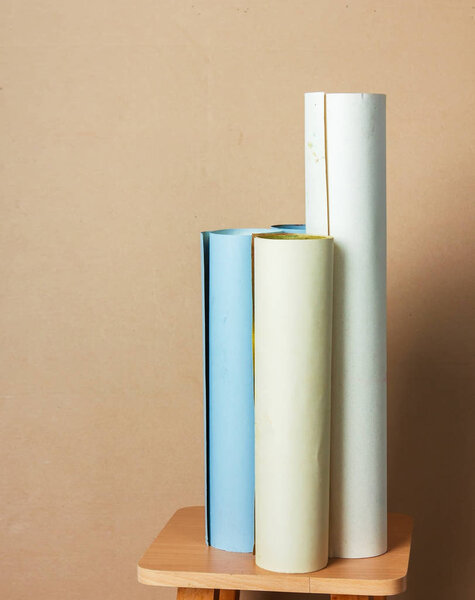 rolled into rolls of paper drawing paper, and outline sketches drawing