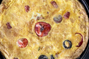 Kabuk, pirinç çanağı tipik bir Elche.