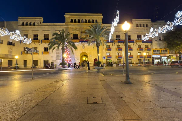 Praça da Câmara Municipal de Elche à noite — Fotografia de Stock