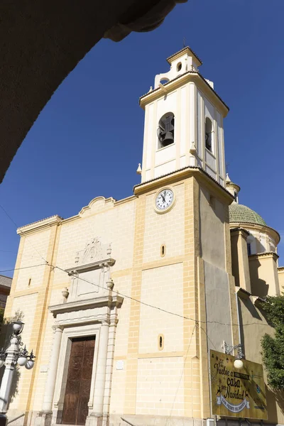 Vista de la Parroquia San Vicente Ferrer — Foto de Stock